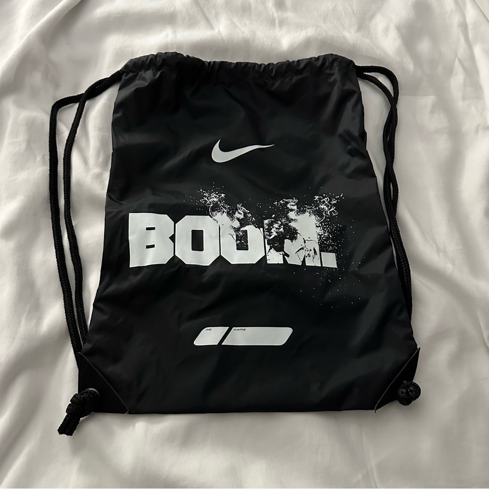 Nike Black and White Graphic Drawstring Bag